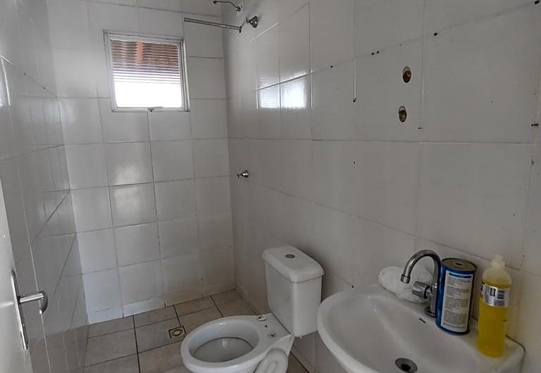 Residencia 2 quartos terreno  8 x 19