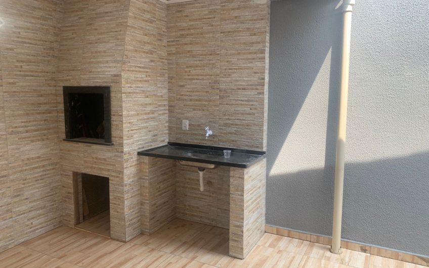 casa em oTima localizaçao bairro Naçoes Fazenda Rio Grande