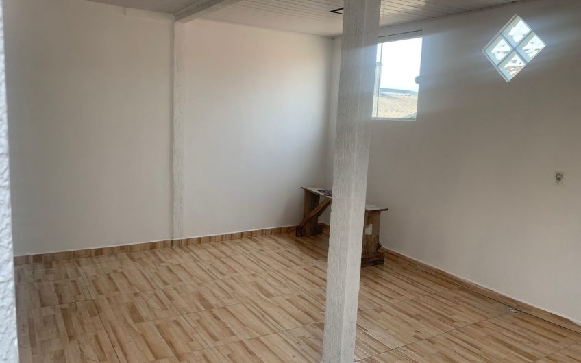 casa em oTima localizaçao bairro Naçoes Fazenda Rio Grande
